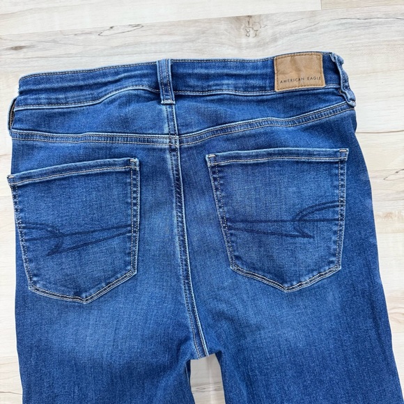 American Eagle Super High Rise Jegging-Size 8 Short Blue wash Skinny Jeans - Picture 7 of 7